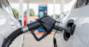 Carburants : vers un plafonnement des prix pour les consommateurs
