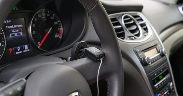 Traceur GPS Voiture : Guide Complet 2026 pour Choisir le Meilleur Anti-Vol