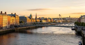 Dublin en anglais : guide complet de la capitale irlandaise et de son accent unique